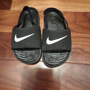 Nike Toddler Black Slide Sandals 9C